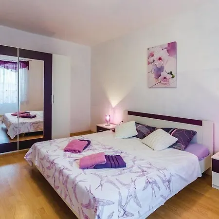 Petar By Guide Appartement Galižana