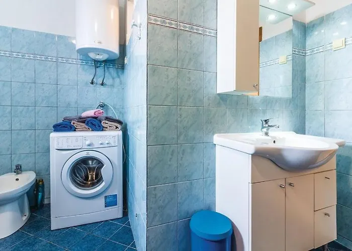 Apartment Petar By Guide